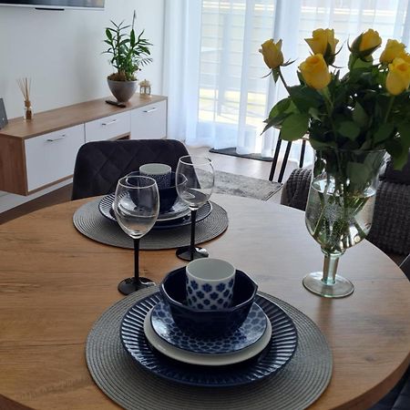 Daira Apartments Ustronie Morskie Eksteriør billede